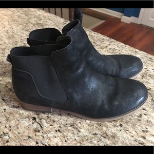 Franco Sarto pull-on black booties
